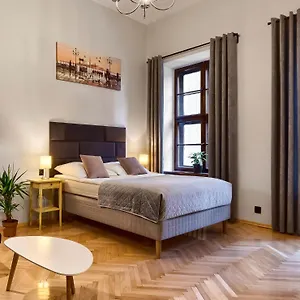 comfortable-apartments-in-the-old-town-of-krakow.krakowhotelspoland.com/